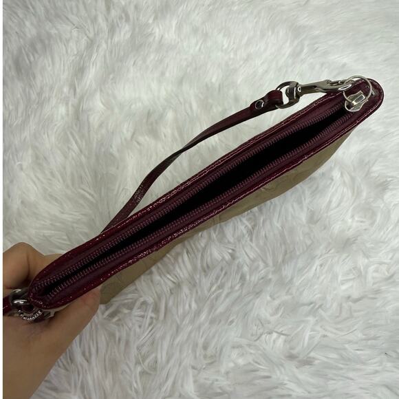 COACH y2k Brown Burgundy Signature Wristlet w/ Card Slots - Picture 3 of 9